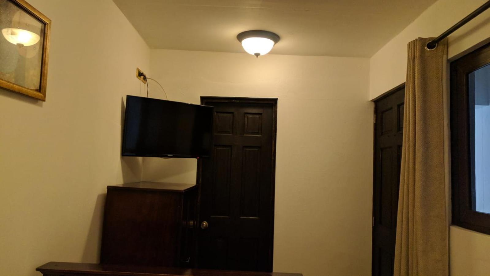 Hotel Posada De La Luna Антигуа-Гватемала Экстерьер фото