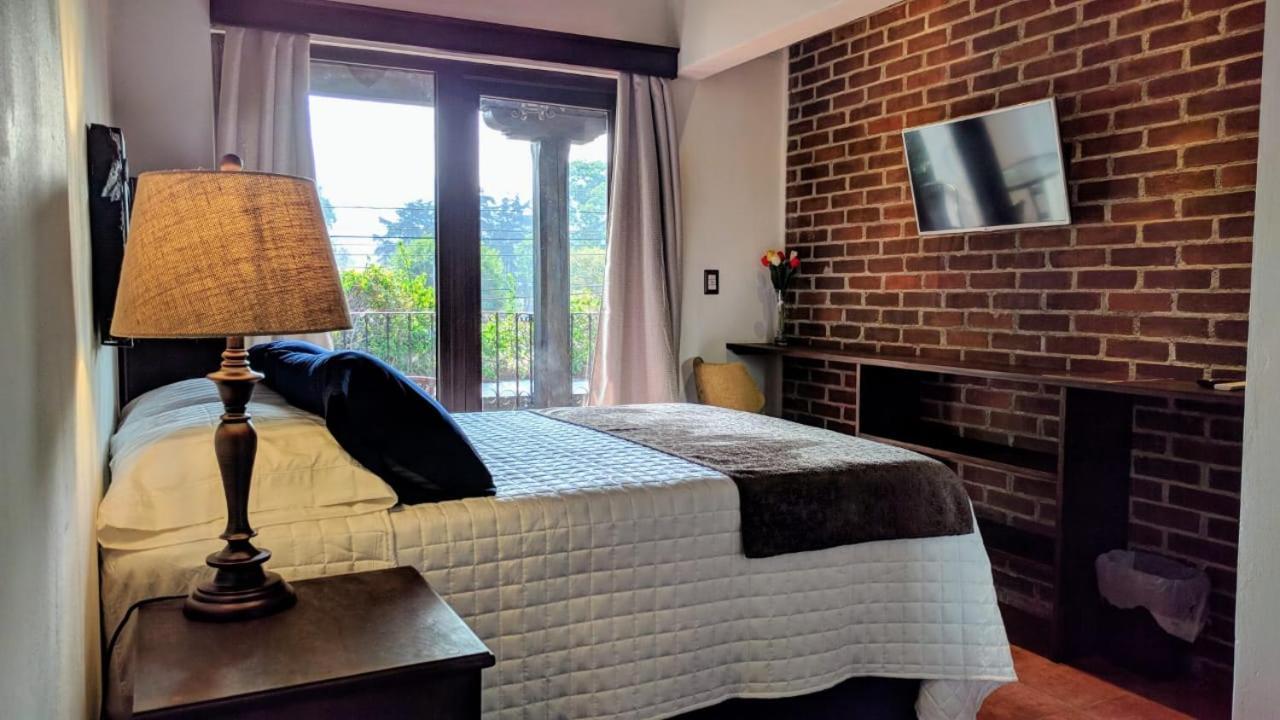 Hotel Posada De La Luna Антигуа-Гватемала Экстерьер фото